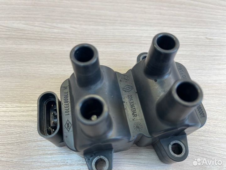 Катушка зажигания Renault Logan