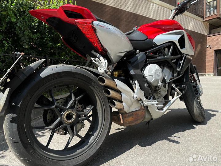 Mv Agusta Rivale 800