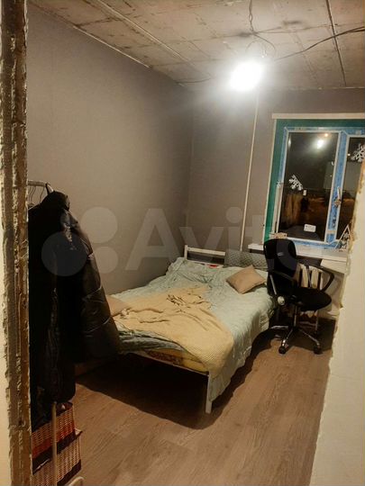 2-к. квартира, 40 м², 1/4 эт.