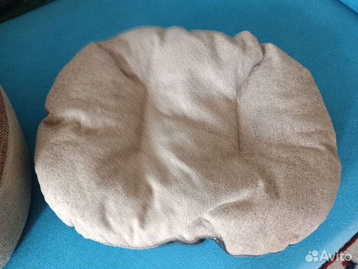 Лежанка для собак и кошек