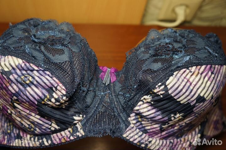 Комплект бюстгалтер с трусиками vova 90C