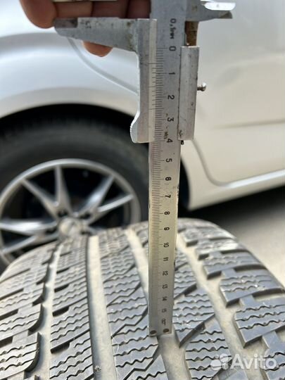 Kumho I'Zen KW27 245/40 R18 и 265/35 R18