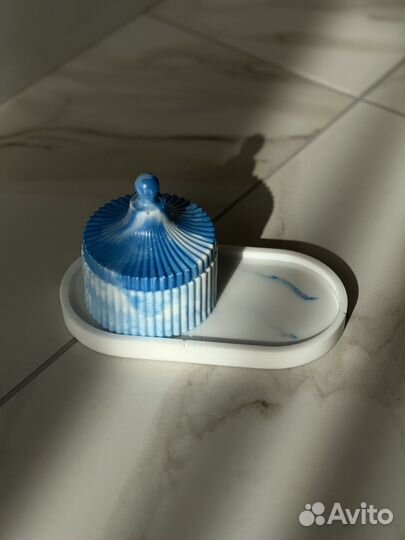 Шкатулка и поднос