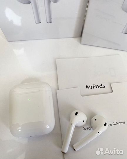 AirPods 2 + чехол в подарок