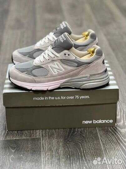 Кроссовка мужской NEW Balance 993