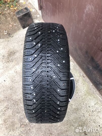 Goodyear UltraGrip 500 205/55 R16