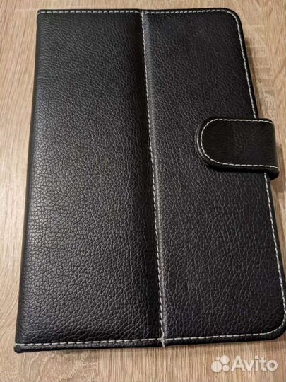 Чехол для планшета универсальный кожаный черный