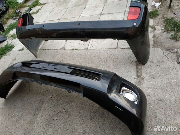 Тойота Ленд Крузер 200 2013г Бампер передний в сбо