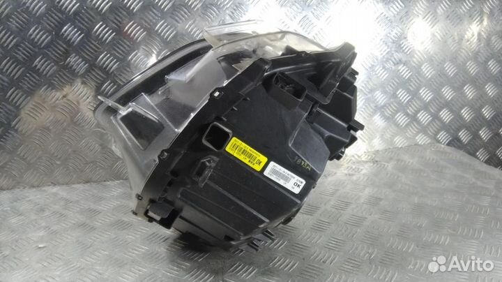 Фара 92101S1000 Hyundai Santa Fe (2012-2020)