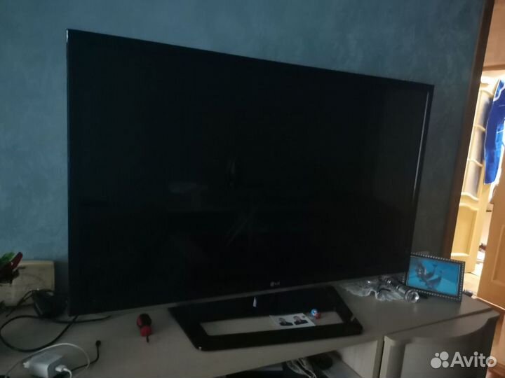 Телевизор LG 42LM585T LED