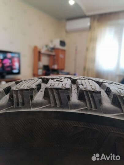 Bridgestone Blizzak Spike-01 185/55 R15 82H