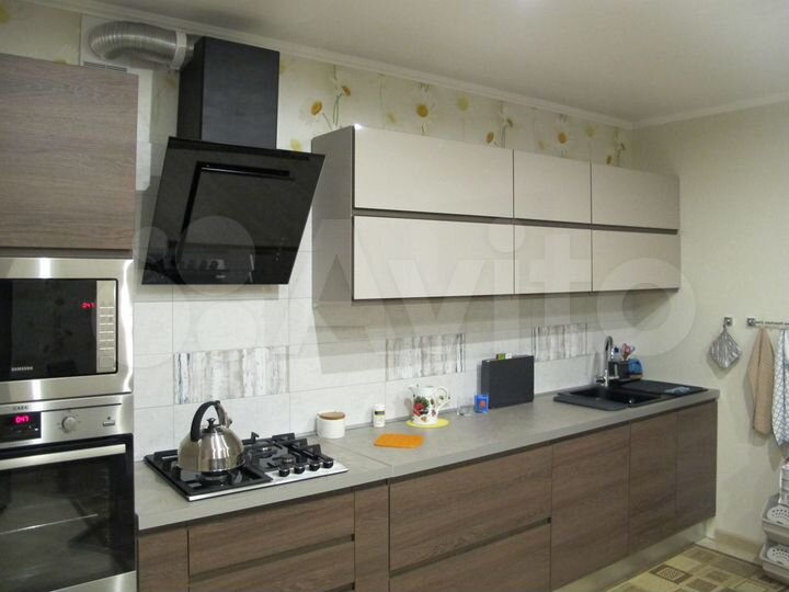 2-к. квартира, 104 м², 5/5 эт.