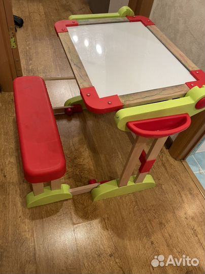Детский стол и стул
