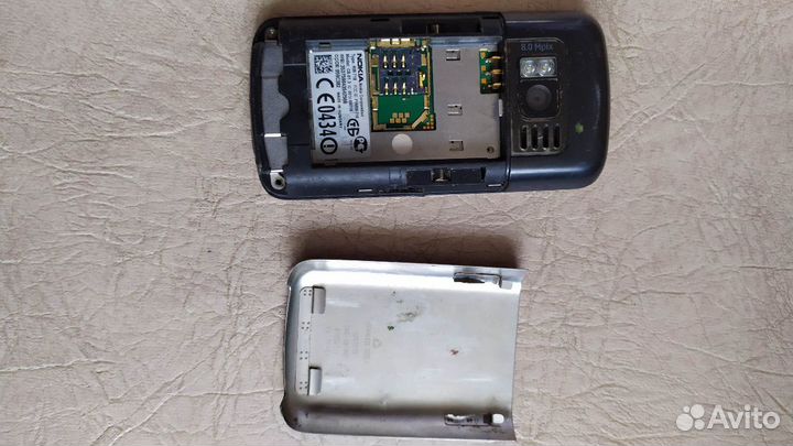 Телефон Nokia c6-01