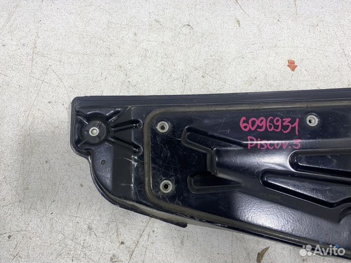 Стеклоподъемник электрический задний правый