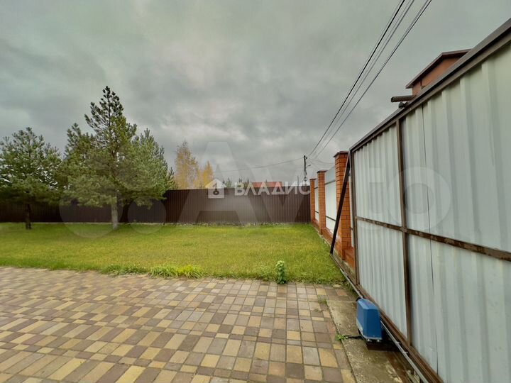 Дом 236 м² на участке 7,2 сот.