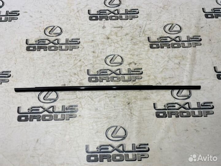 Молдинг на дверь задний правый Land Rover Range