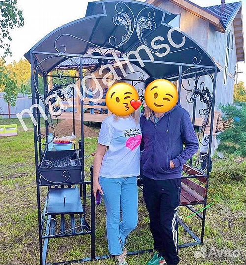 Мангал с крышей