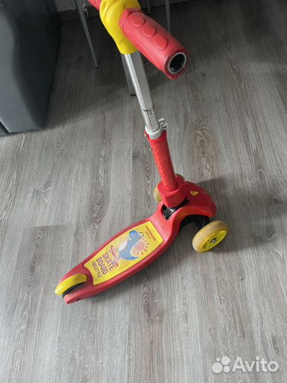 Самокат детский трехколесный