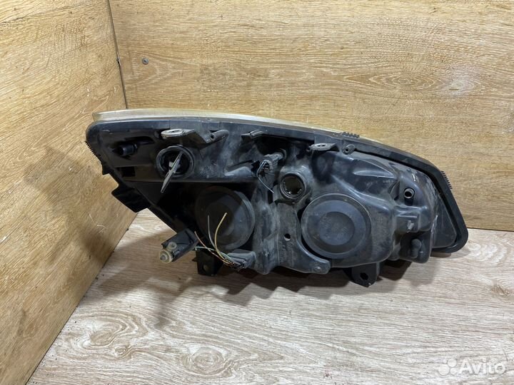 Фара передняя левая Renault Scenic 2 дорест 142531