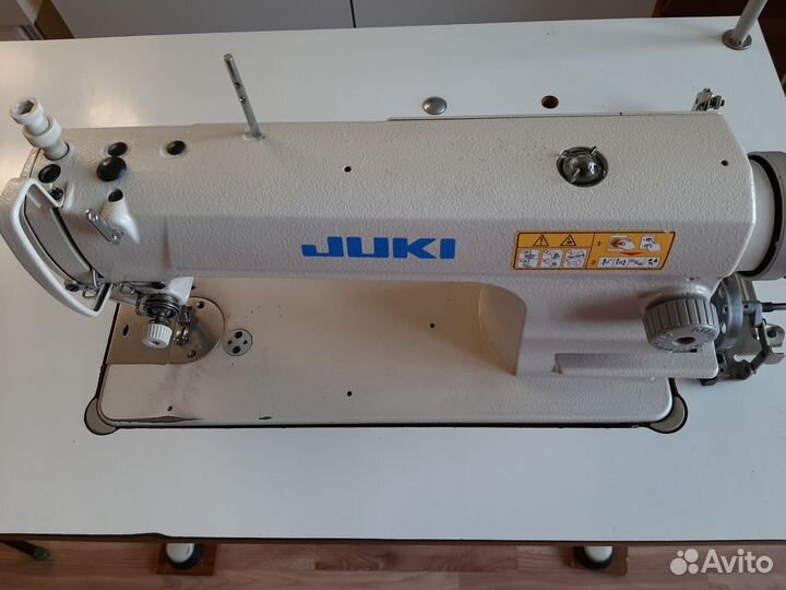 Промышленная швейная машина