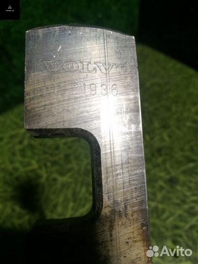 Тяга вилки переключения передач Volvo FH 2004