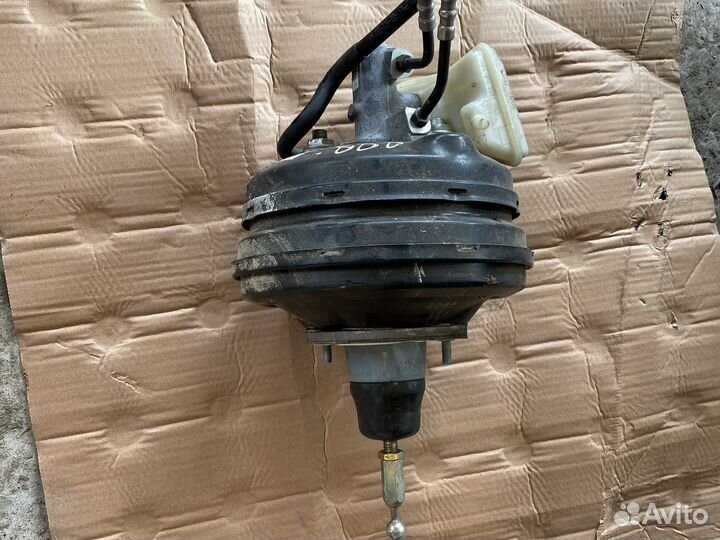 Вакуум тормозной Skoda Superb 1