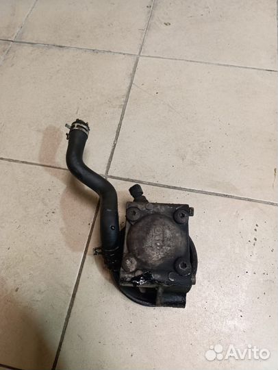 Насос гидроусилителя Ford Focus 2