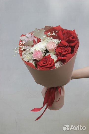 Букеты из живых цветов Пятигорск