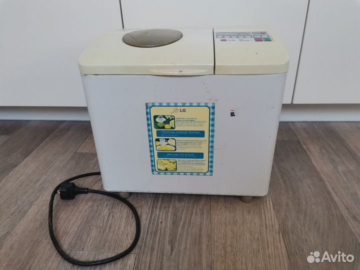 Хлебопечка LG на запчасти работающая
