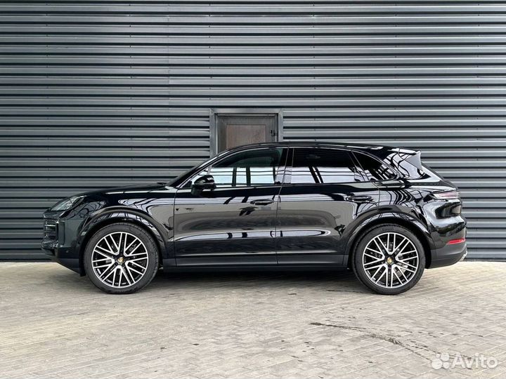 Porsche Cayenne 3.0 AT, 2024