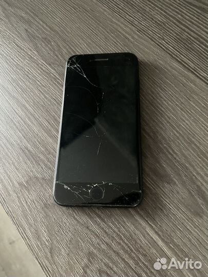 iPhone 7, 32 ГБ