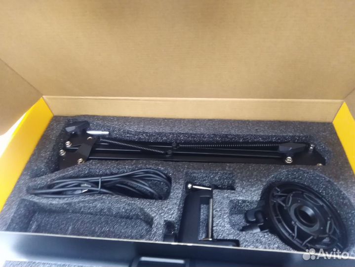 Микрофон Maono AU-PM422