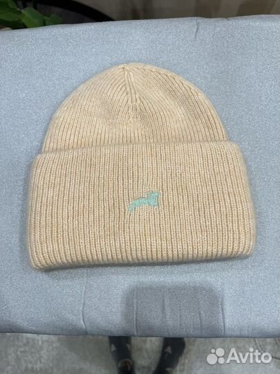 Шапка Akhmadullina Dreams новая