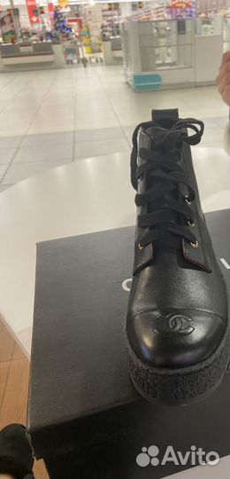 Ботинки женские