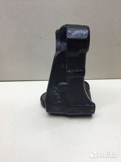 Кронштейн глушителя Mazda CX-5 KE 2011-2017