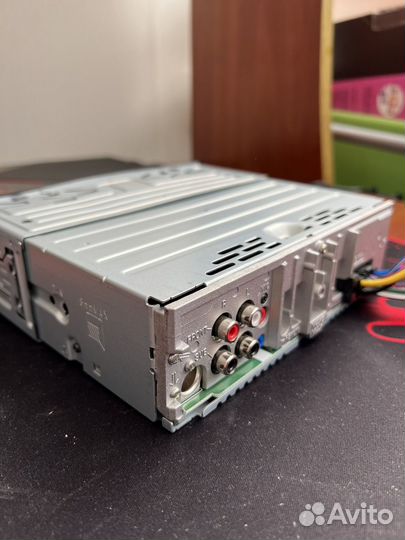 Магнитола Alpine ute 200bt