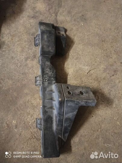 Кронштейн бампера kia ceed2