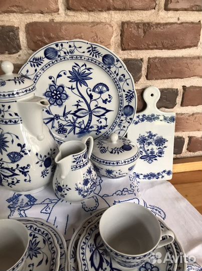 Сервиз Kahla синий лук, «Луковый узор»