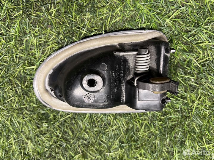 Ручка двери внутренняя левая Renault Megane II