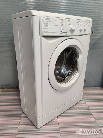 Indesit 4кг 1000 об узкий