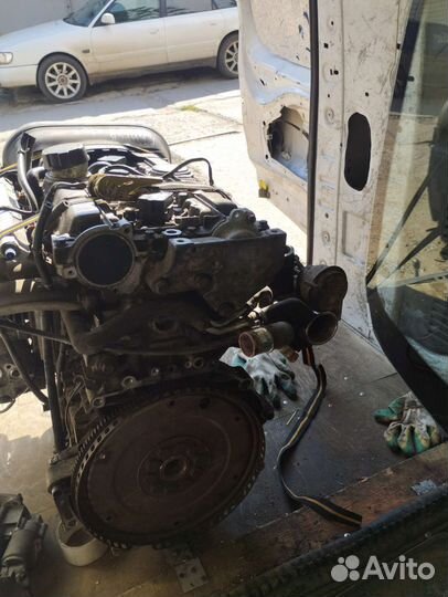 Двигатель 2.4(200) Вольво