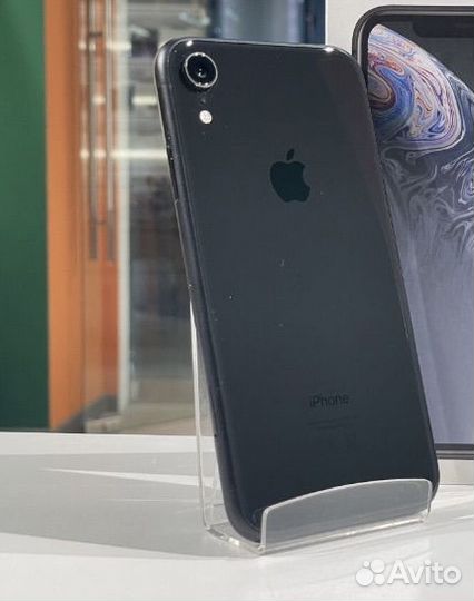 iPhone Xr, 64 ГБ