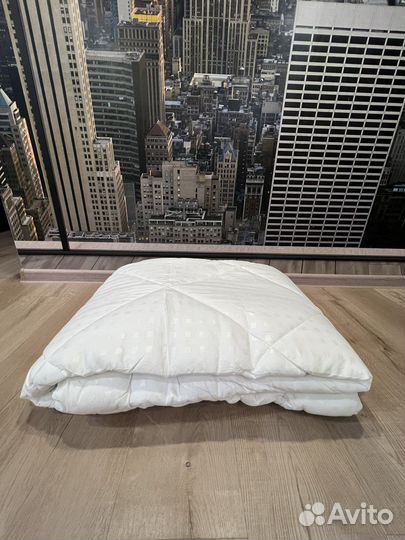 Одеяло 1.5 спальное лебяжий пух/тик