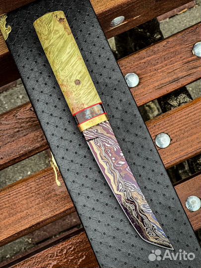 Нож из дамасской стали