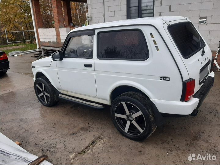 LADA 4x4 (Нива) 1.7 МТ, 2006, 194 000 км