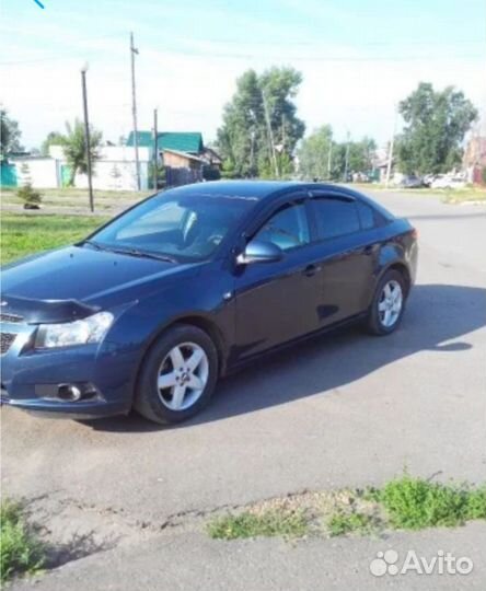 Chevrolet Cruze 1.8 МТ, 2011, 280 000 км