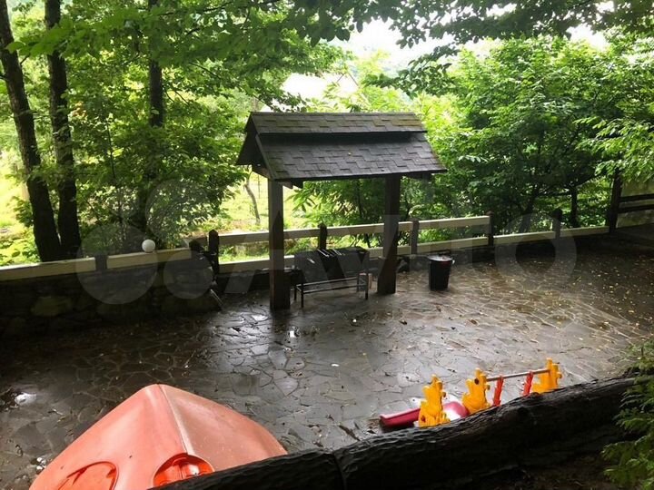 2-к. квартира, 95 м², 1/6 эт.