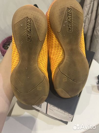Футбольные бутсы