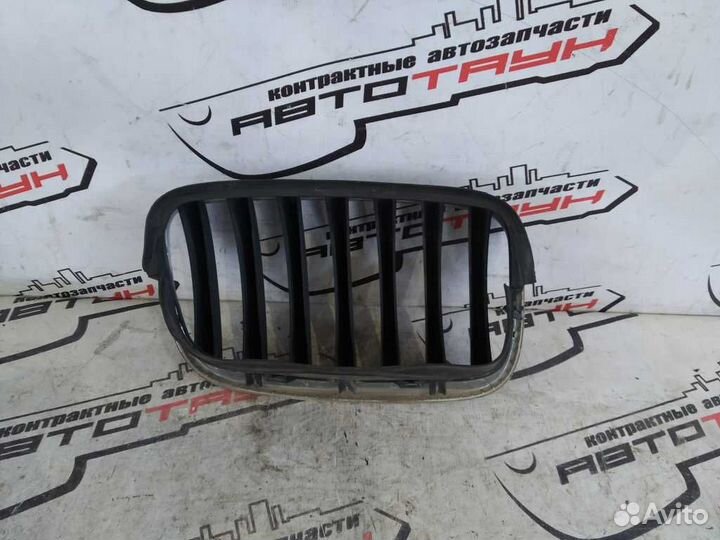 Решетка радиатора BMW X5 E70 левая FA282Z